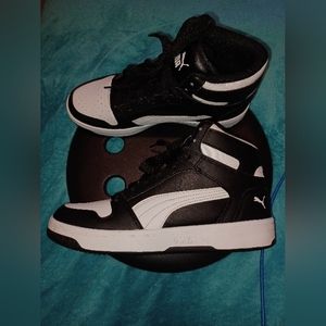Puma Hightop sneakers
